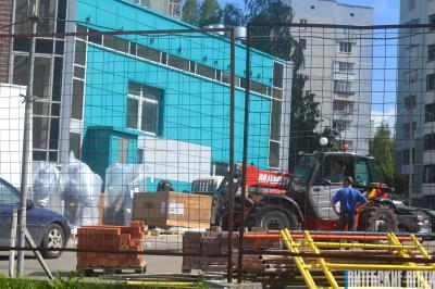 Дату адкрыцця новай лазні на вул. Воінаў-Інтэрнацыяналістаў зноў не называюць