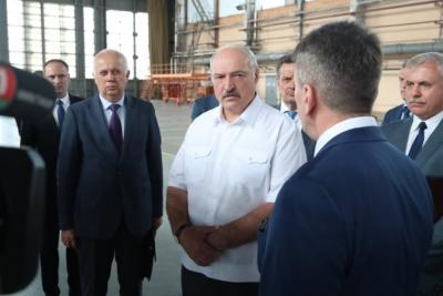 Аляксандар Лукашэнка на Аршанскім авіярамонтным заводзе, 11 ліпеня