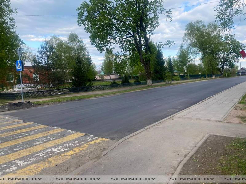 I320 метраў новага асфальту ў Сянно выдаюць за вялікае дасягненне